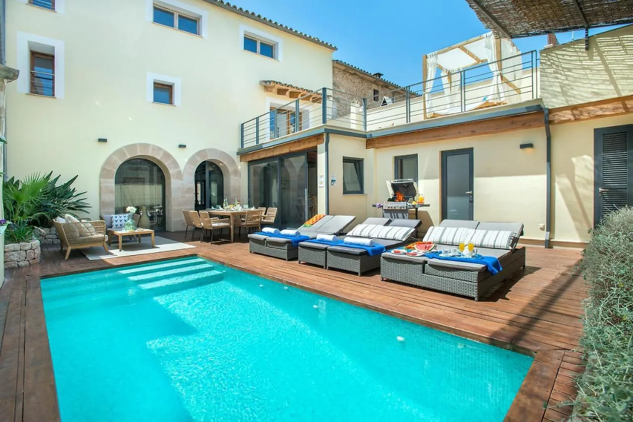 Owl Booking Villa Alvarez - Luxury Retreat In The Old Town Польенса Испания